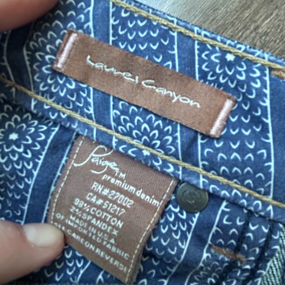 Paige Laurel Canyon low rise Jeans Size 27 in blue - Picture 3 of 5